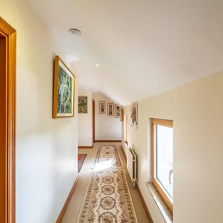 Cannute House Canower